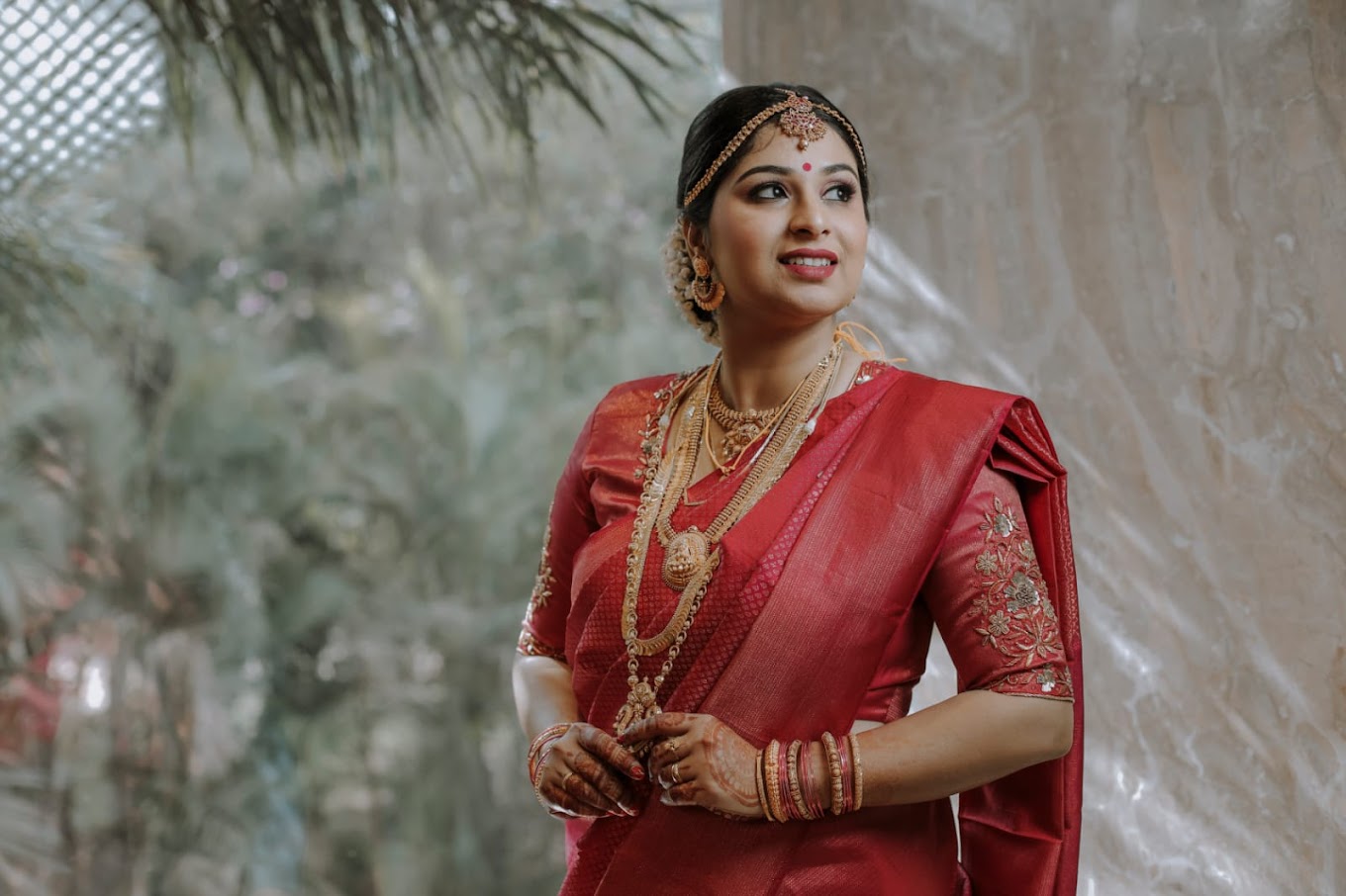 Expert Saree Draping Services at Seema’s Hair & Skin Clinique in Borivali West, Mumbai