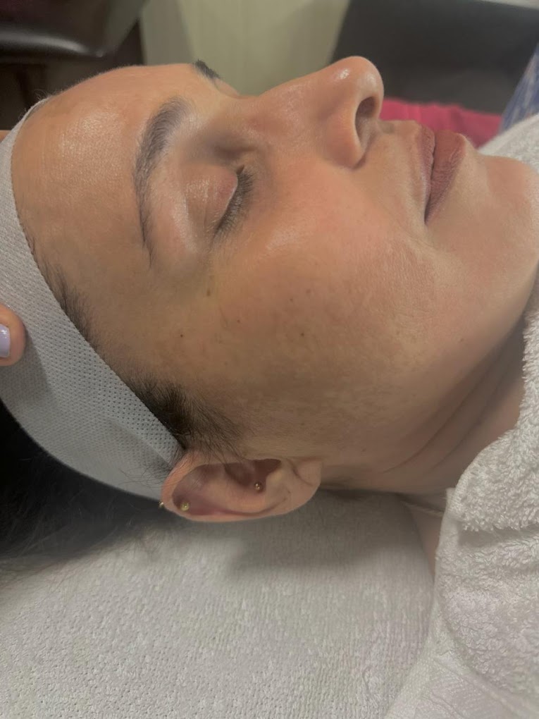 Korean glass glow facial for radiant skin at Seema's Hair & Skin Clinique in Borivali West